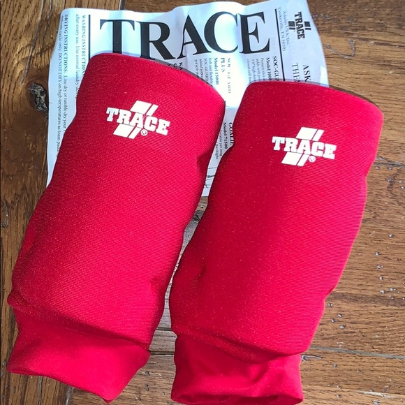 Adams Trace Other - 🆕⭐️KNEE GUARDS⭐️Set of 2 NWT by TRACE ADAMS